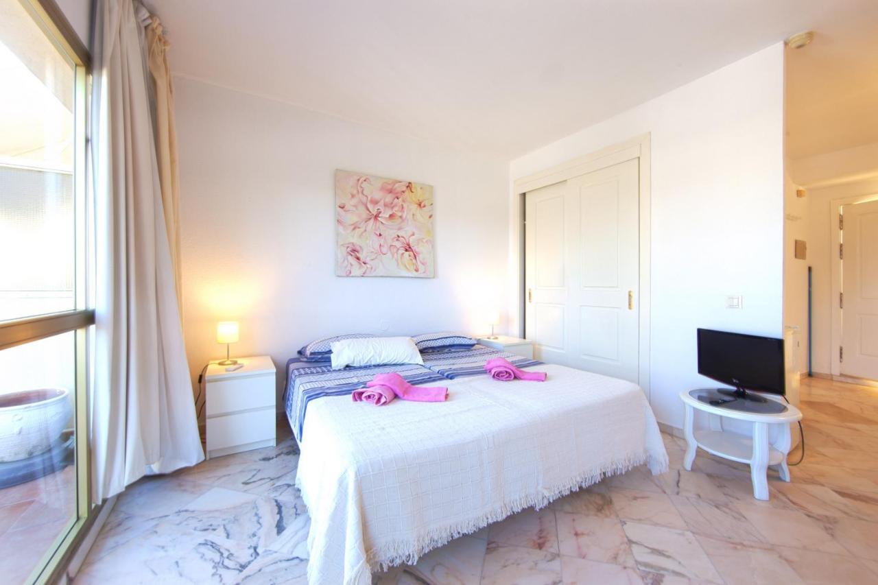Romana Playa Studio Elviria 马尔韦利亚 外观 照片