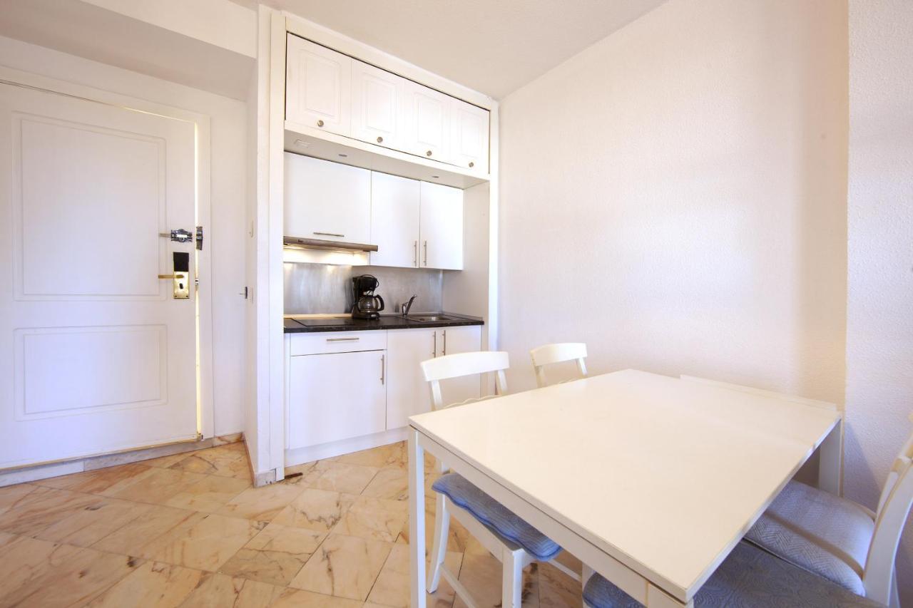 Romana Playa Studio Elviria 马尔韦利亚 外观 照片